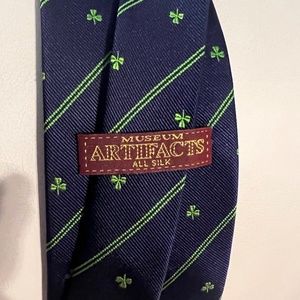 Museum Artifacts 100% Silk Navy Blue Tie with Stripes/Green Shamrocks